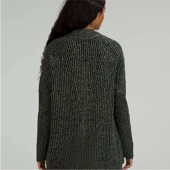 Lululemon Cotton-Cashmere Blend Sweater Wrap - Picture 4 of 9